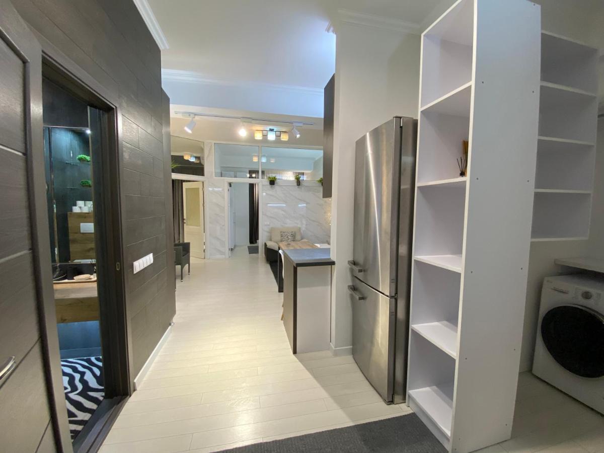 New Double Room Luxury Apartment In The Center Chişinău Eksteriør billede