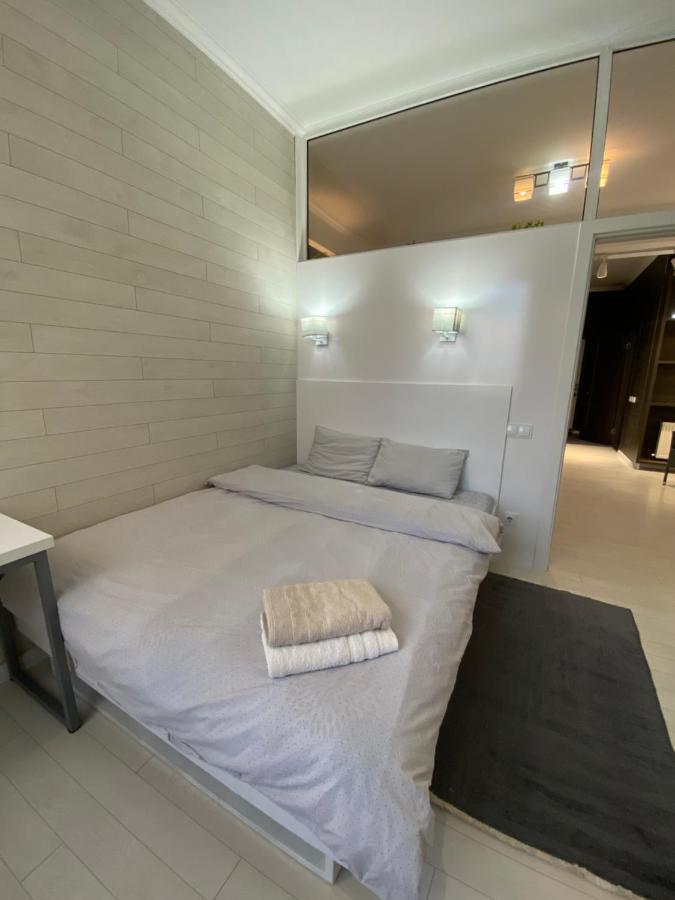 New Double Room Luxury Apartment In The Center Chişinău Eksteriør billede