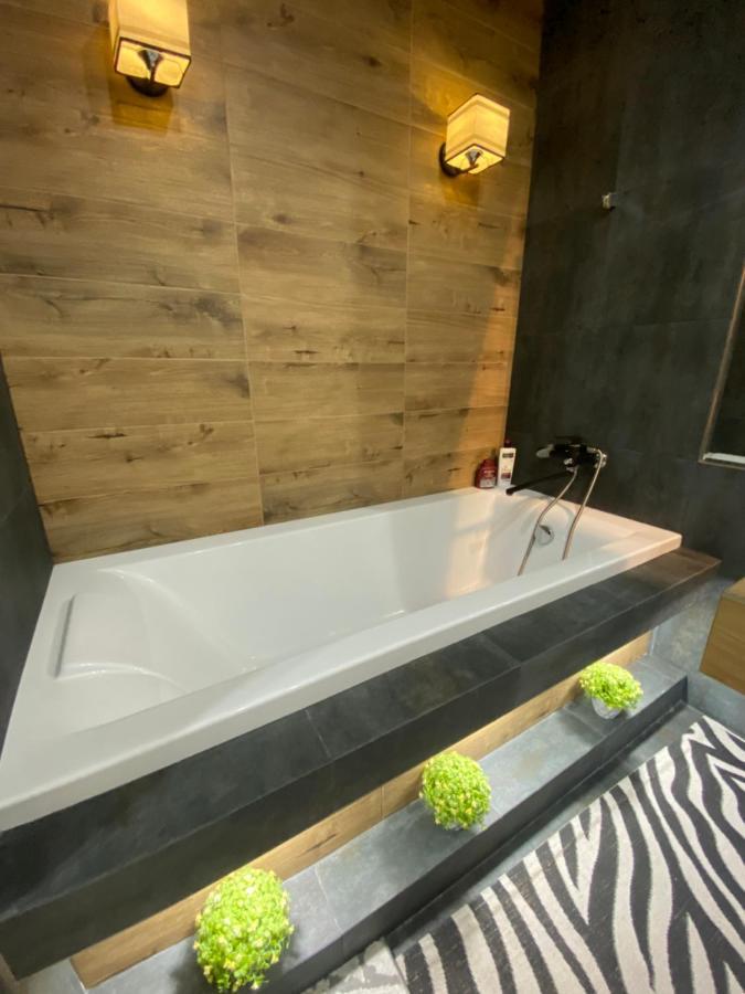 New Double Room Luxury Apartment In The Center Chişinău Eksteriør billede
