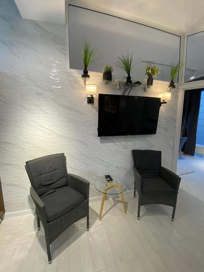New Double Room Luxury Apartment In The Center Chişinău Eksteriør billede
