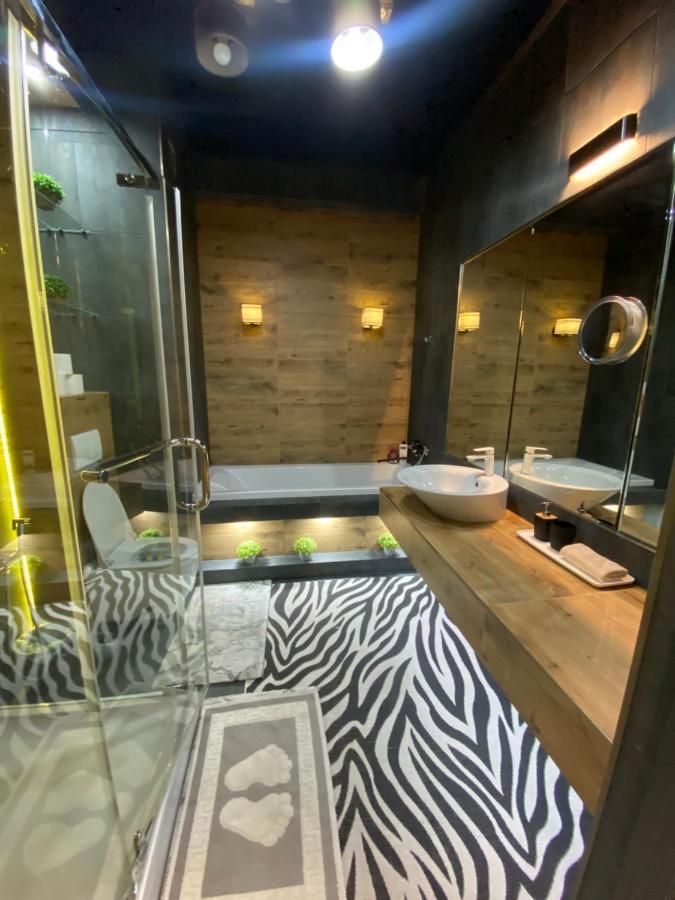 New Double Room Luxury Apartment In The Center Chişinău Eksteriør billede